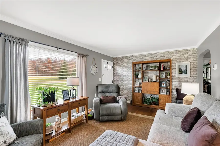 2702 Bears Den Road, Youngstown, OH 44511 - Image #2