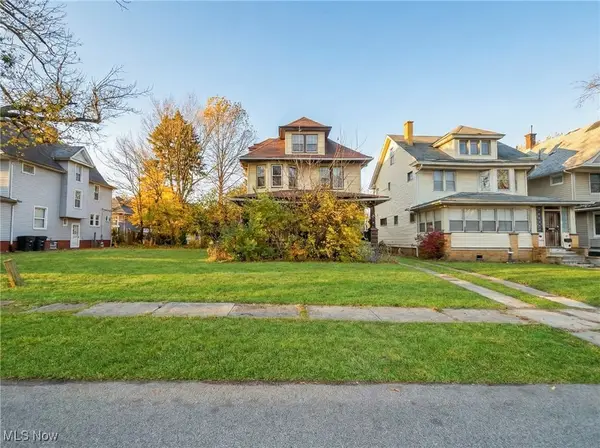 1172 Melbourne Road, Cleveland, OH 44112