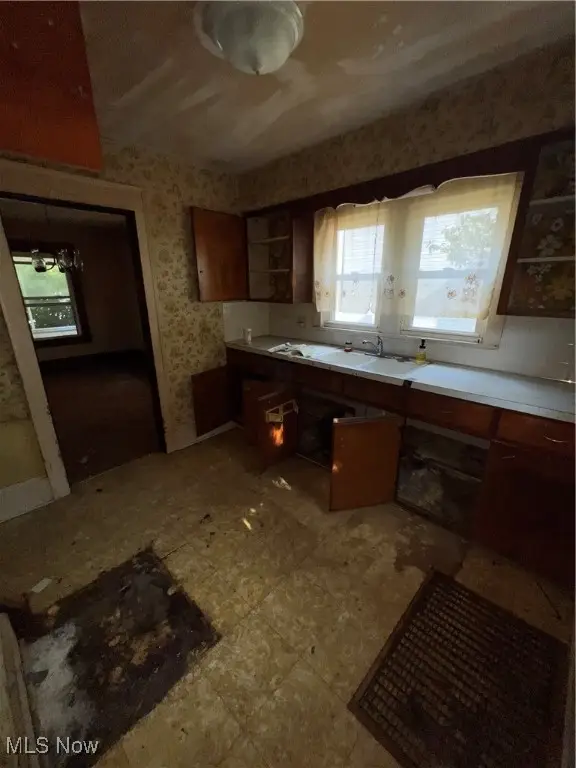 2137 12th Sw Street, Akron, OH 44314 - Image #3