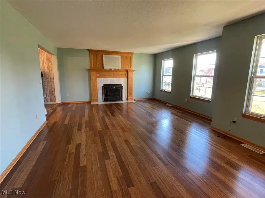 854 Longbrook Drive, Wadsworth, OH 44281 - Image #3