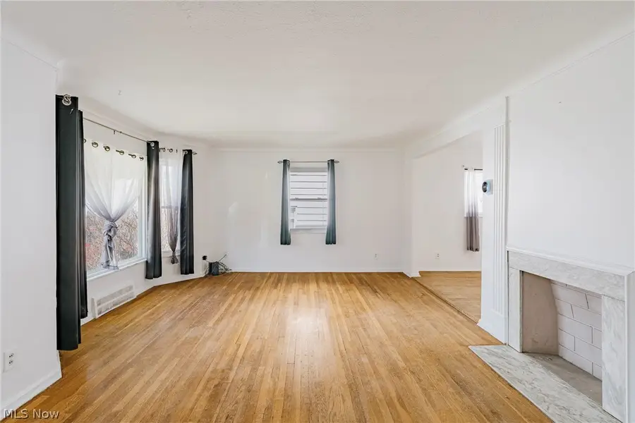 1911 Beverly Hills Drive, Euclid, OH 44117 - #3