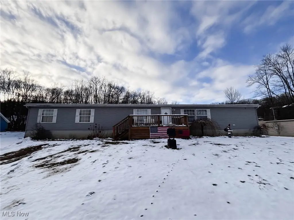 7195 Lakeview Road, Hanoverton, OH 44423 - Image #1