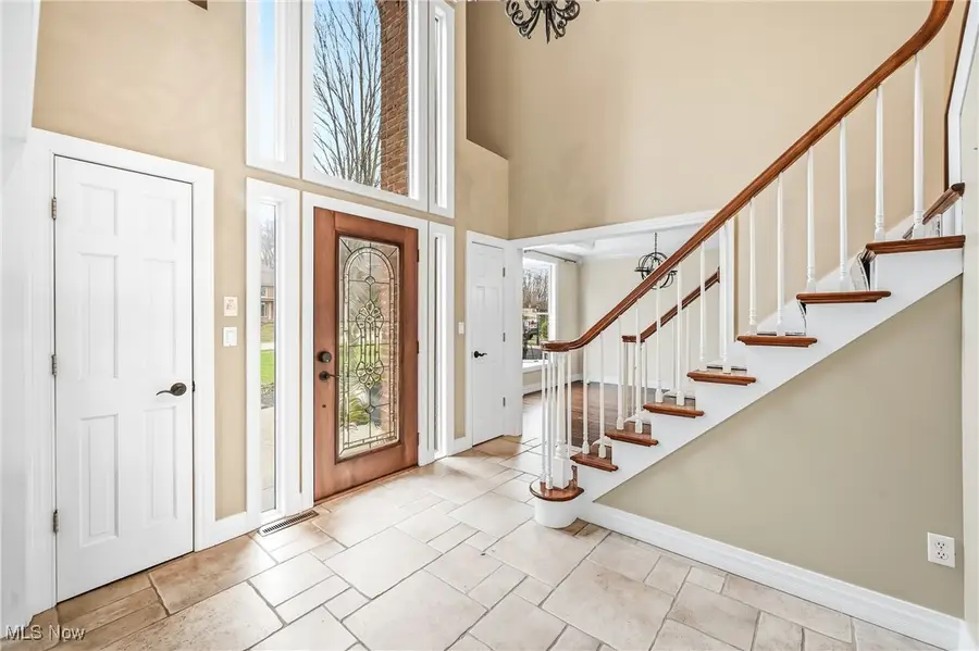 110 Timber Run Drive, Canfield, OH 44406 - Image #2