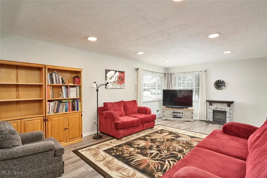 395 Massillon Road, Akron, OH 44312 - Image #3