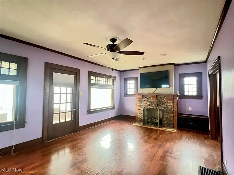 122 E 6th Street, Uhrichsville, OH 44683 - Image #3