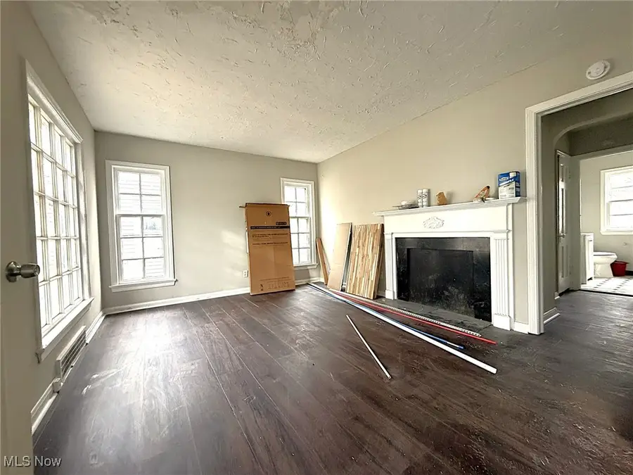 15615 Judson Drive, Cleveland, OH 44128 - Image #3