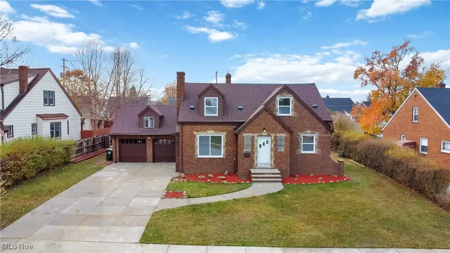 6601 Brownfield Drive, Parma, OH 44129 - Image #2