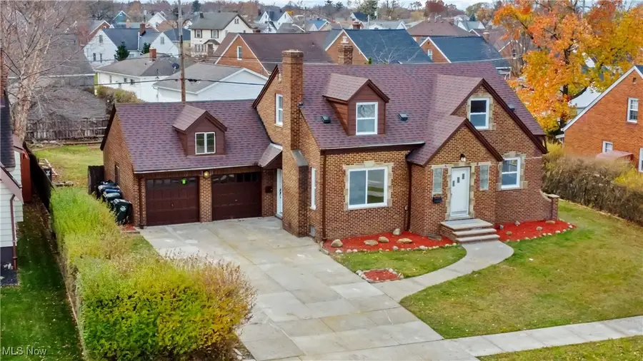 6601 Brownfield Drive, Parma, OH 44129 - Image #3