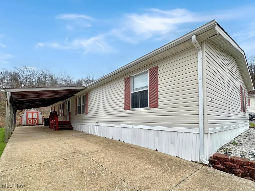 2749 Deer Pass Sw Drive, Canton, OH 44706 - Image #1