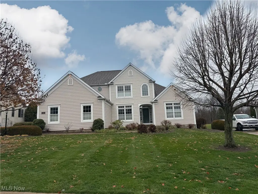 256 Royal Birkdale Drive, Columbiana, OH 44408 - Image #1