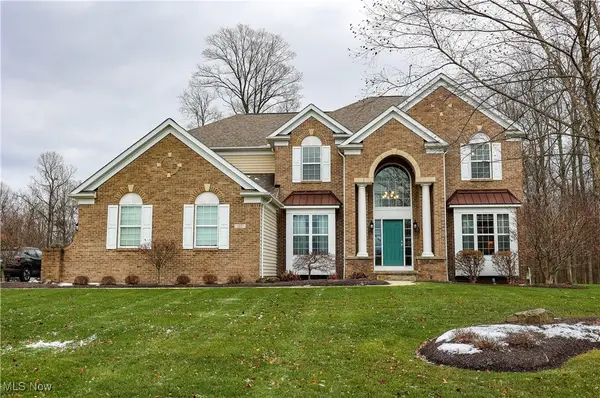 127 Walden Ridge Drive, Hinckley, OH 44233