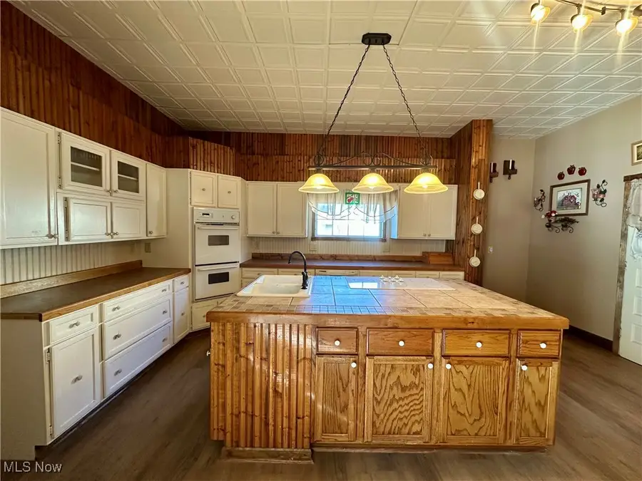 315 Carolina Avenue, Chester, WV 26034 - Image #3