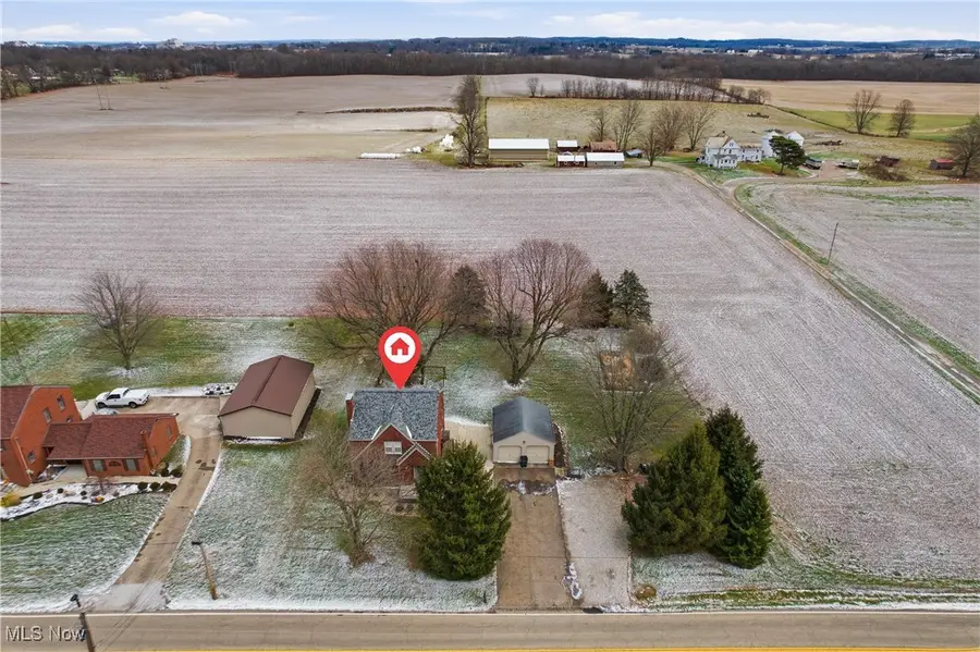 4464 Kemary Sw Avenue, Navarre, OH 44662 - Image #2