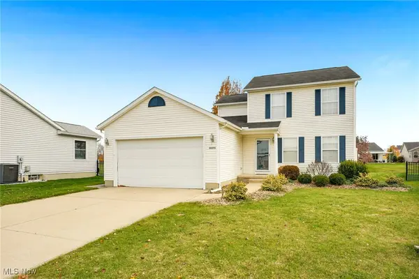 38273 Pebble Lake Trail, North Ridgeville, OH 44039