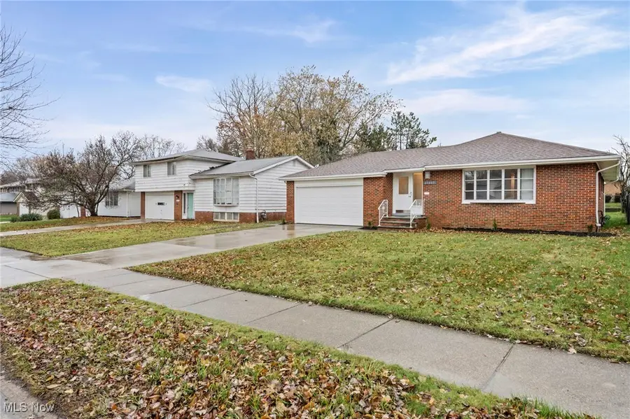 23409 Mccann Street, Warrensville Heights, OH 44128 - Image #3