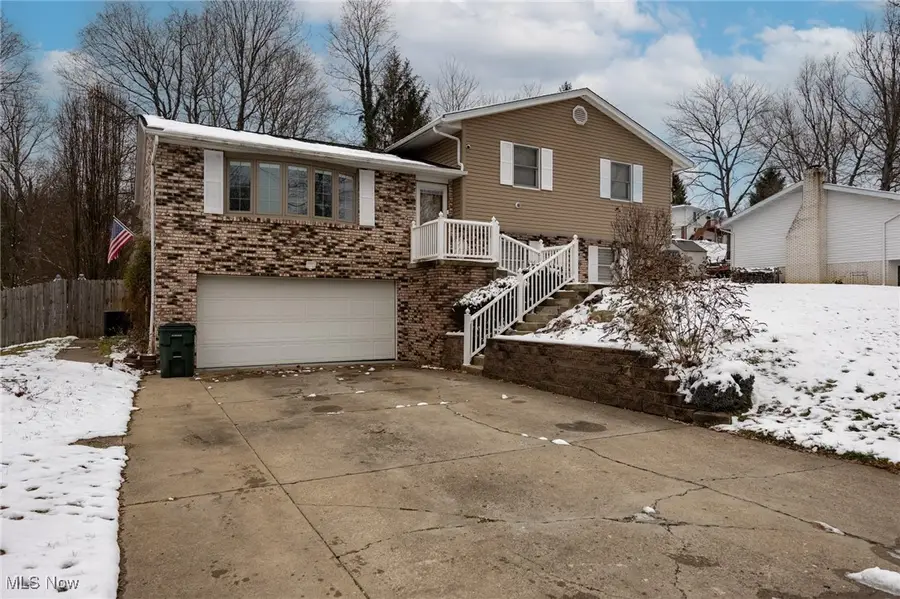 108 Westminster Drive, Saint Clairsville, OH 43950 - Image #2