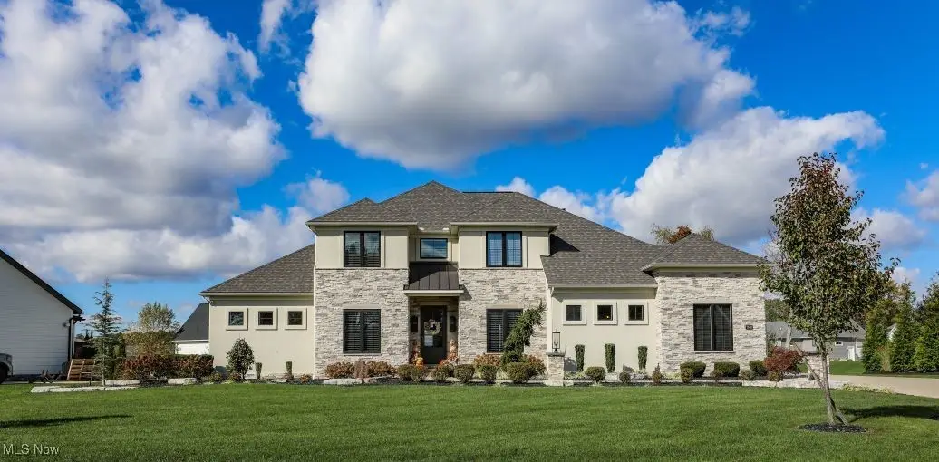 7048 Emerson Nw Circle, Massillon, OH 44646 - Image #1