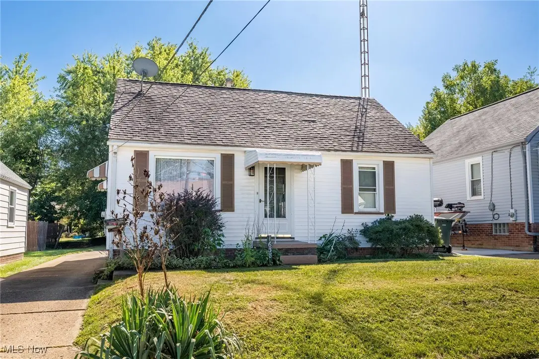 1638 Warrick Ne Place, Canton, OH 44714 - Image #1