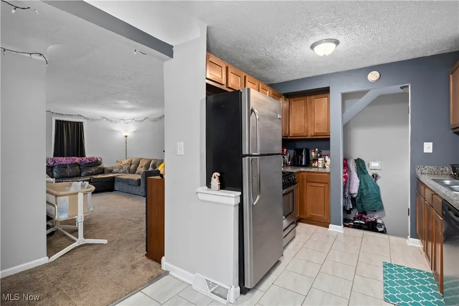 4802 Grantwood Drive, Parma, OH 44134 - Image #3