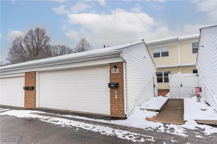 2043 Carlile Drive #109, Uniontown, OH 44685 - Image #3