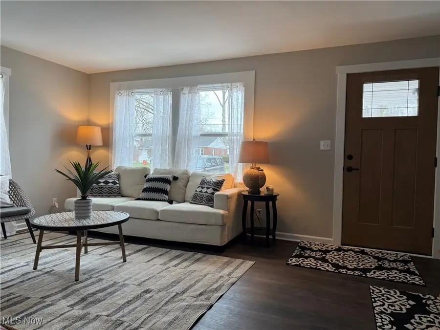 209 Mansell Drive, Liberty, OH 44505 - Image #3