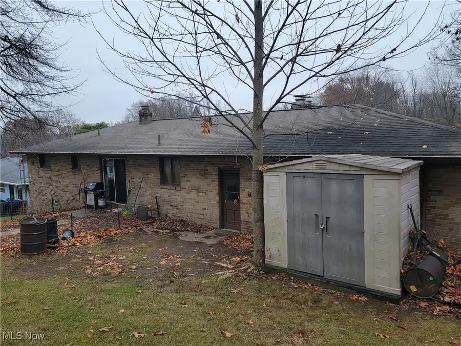 13457 Theeland Nw Avenue, Uniontown, OH 44685 - Image #3