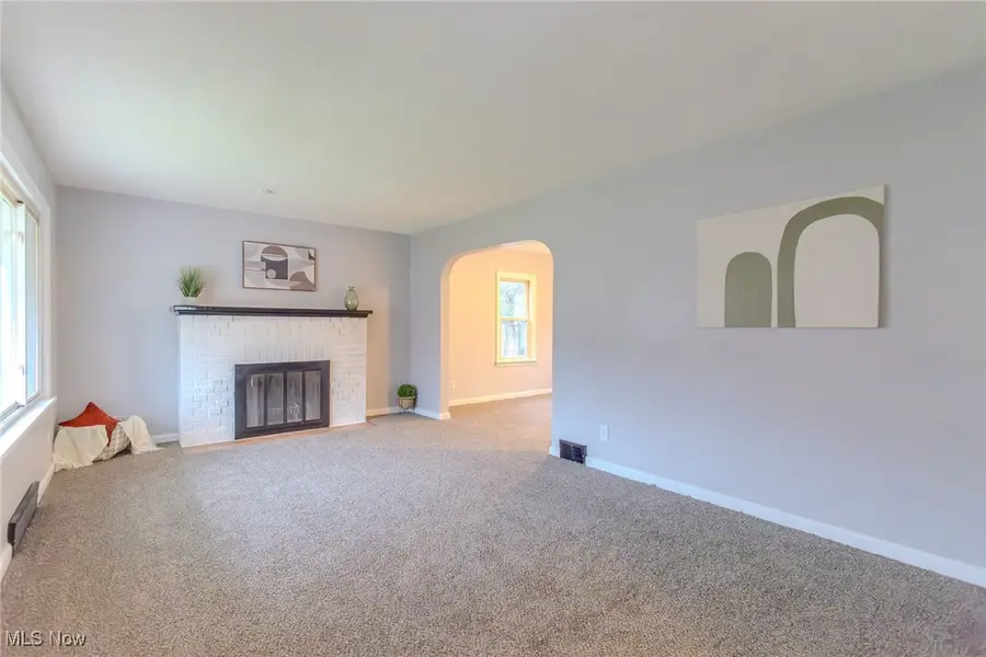 2028 Saint Elmo Ne Avenue, Canton, OH 44714 - Image #2