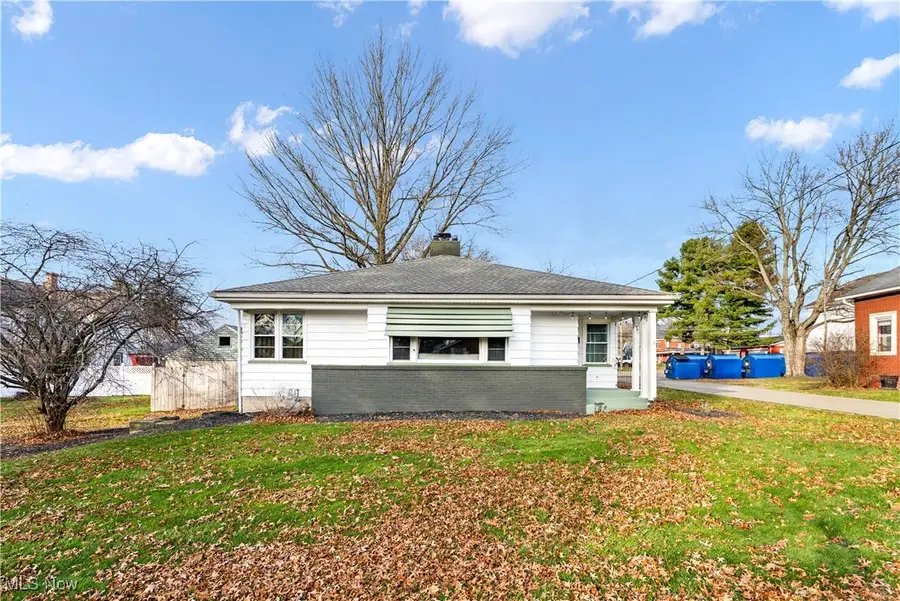 122 W Friend Street, Columbiana, OH 44408 - Image #3
