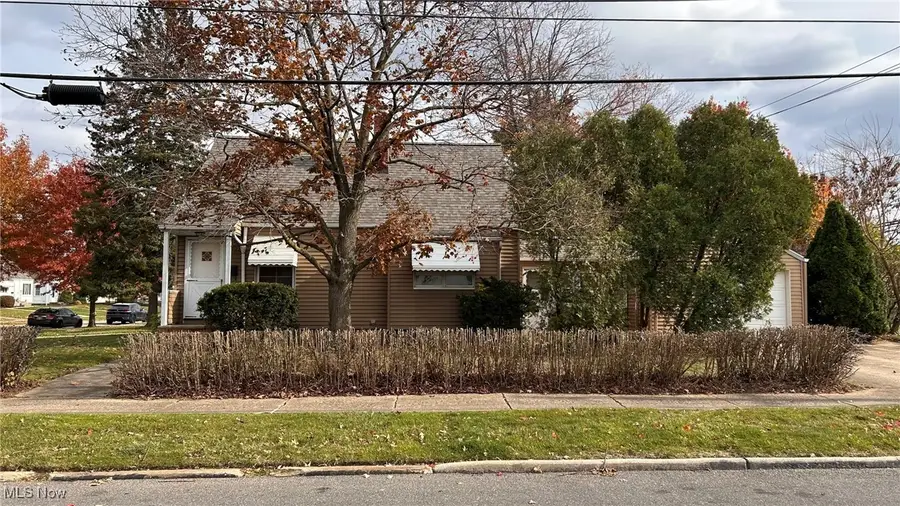 12804 Oak Park Boulevard, Garfield Heights, OH 44125 - Image #2