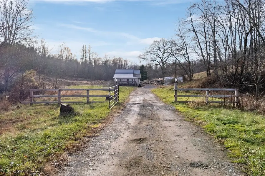 9204 Sandyville Ne Road, Mineral City, OH 44656 - Image #3