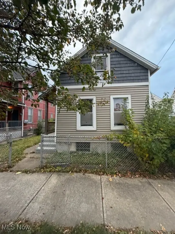 3410 Hancock Avenue, Cleveland, OH 44113
