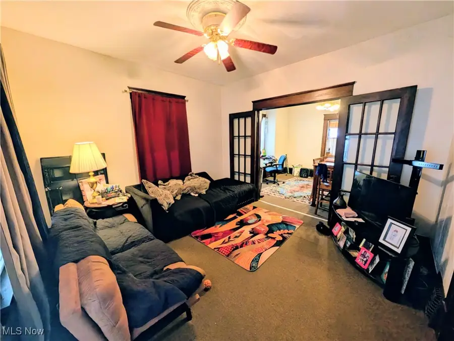 319 Crestmont Ne Avenue, Canton, OH 44704 - #2