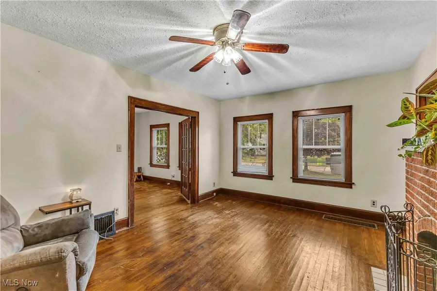 38 W 8th Street, Newton Falls, OH 44444 - Image #3