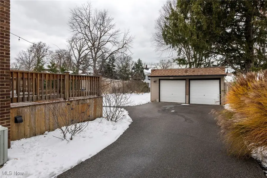 15518 Lydian Avenue, Cleveland, OH 44111 - Image #3