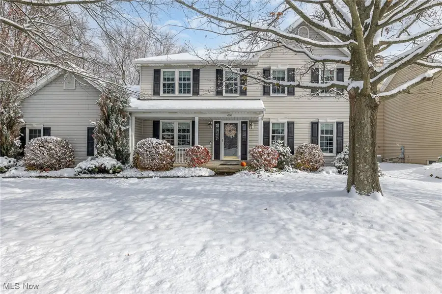 16216 Acacia Drive, Strongsville, OH 44136 - Image #2