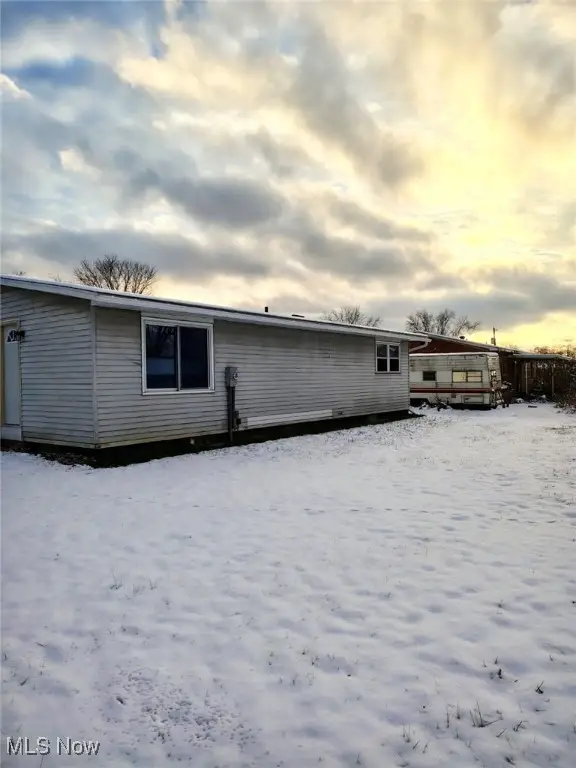 518 Riverview Drive, Newcomerstown, OH 43832 - Image #2