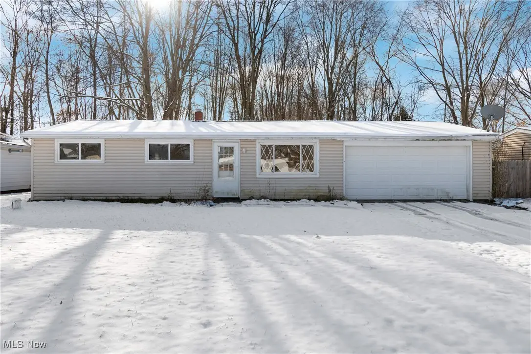 3070 Polly Road, Ravenna, OH 44266 - Image #1