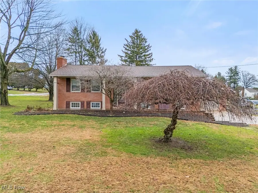 327 39th Sw Street, Canton, OH 44706 - Image #2