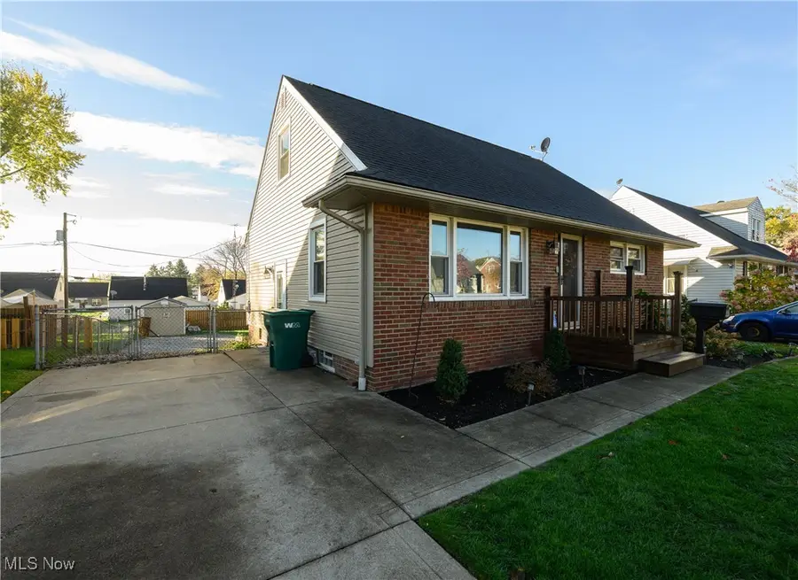 1624 34th Ne Street, Canton, OH 44714 - Image #2