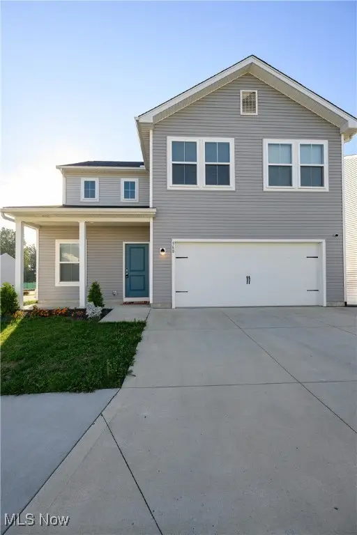 568 Auld Farm Circle, Akron, OH 44320 - Image #2