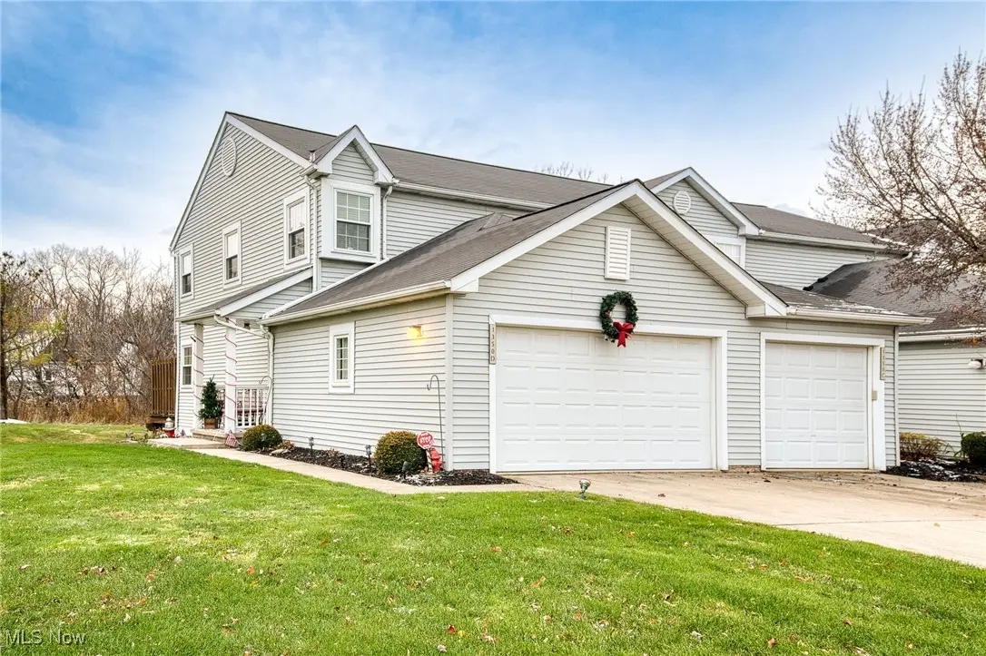 1350 Leeward Lane #D, Willoughby, OH 44094 - Image #1