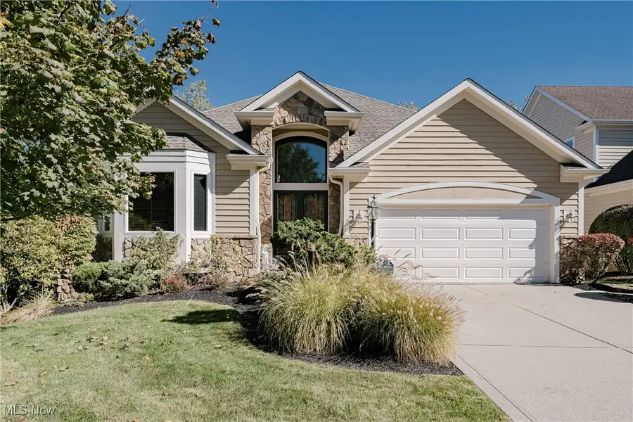 2501 Fairwood Court, Beachwood, OH 44122 - Image #2
