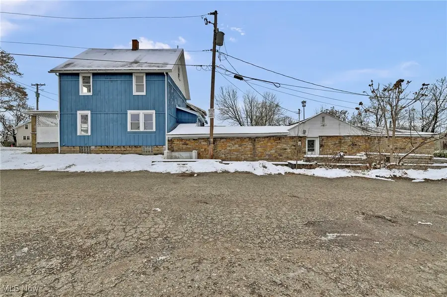 1417 Harrisburg Ne Road, Canton, OH 44705 - Image #2