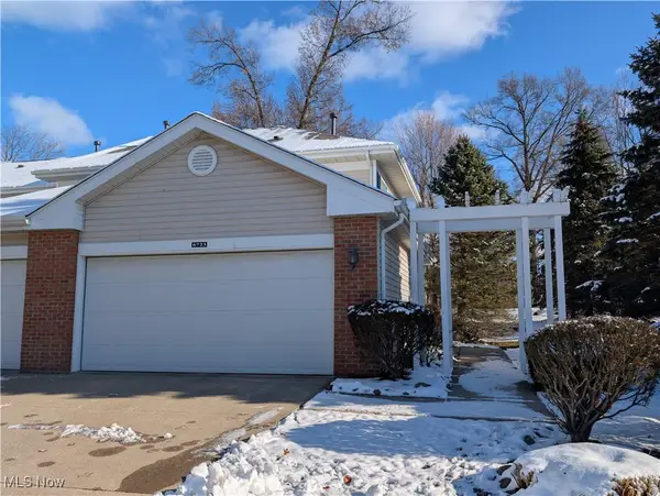 6723 N Ivy Lane, Middleburg Heights, OH 44130