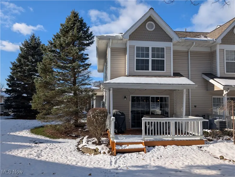 6723 N Ivy Lane, Middleburg Heights, OH 44130 - Image #2