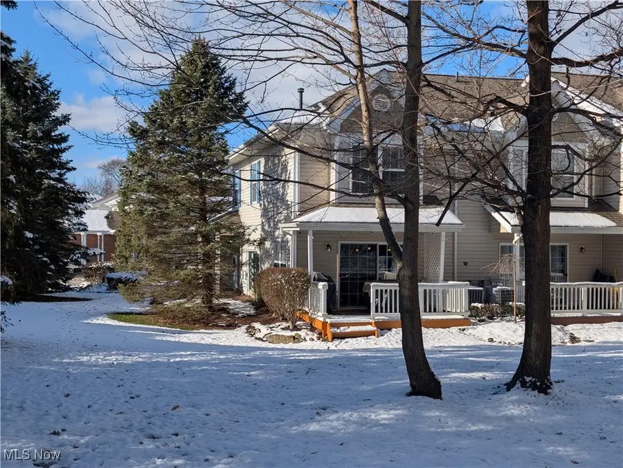 6723 N Ivy Lane, Middleburg Heights, OH 44130 - Image #3