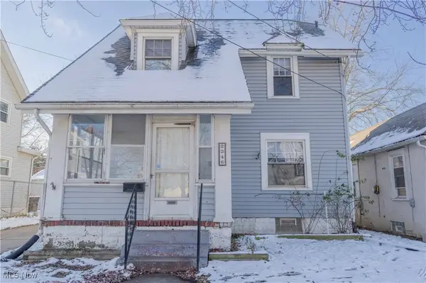 2246 7th Sw Street, Akron, OH 44314