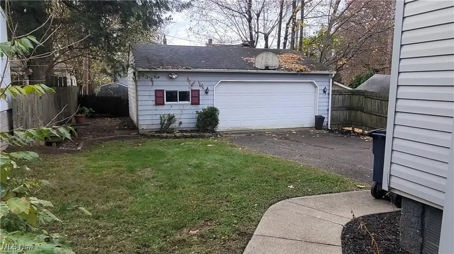 378 Cypress Avenue, Akron, OH 44301 - Image #2