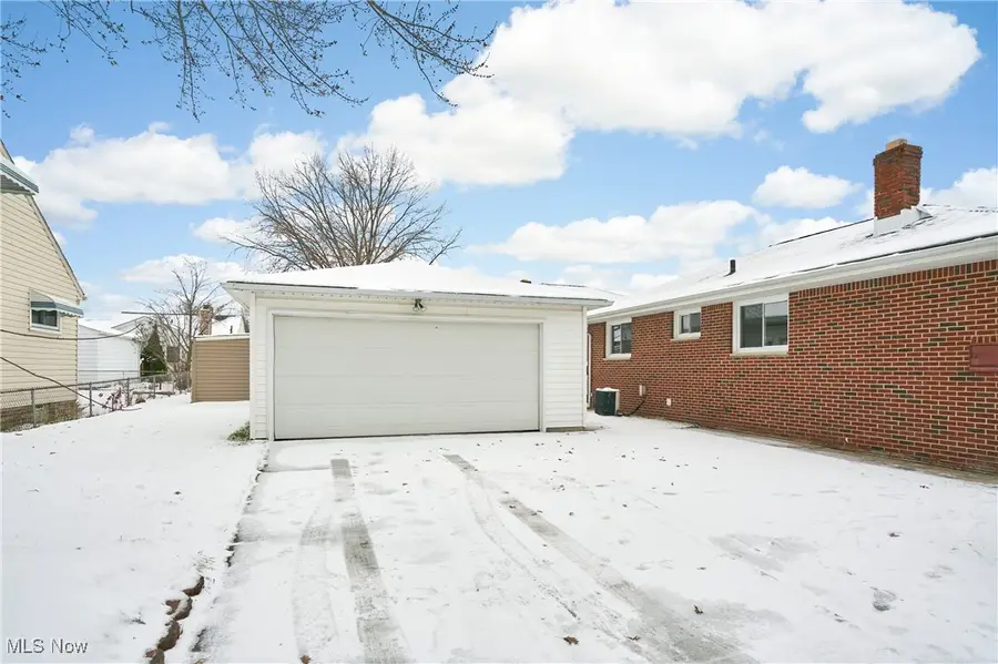 30705 Grant Street, Wickliffe, OH 44092 - Image #2