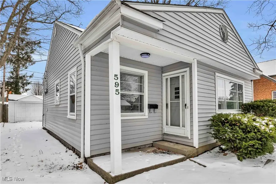 595 Oakmoor Road, Bay Village, OH 44140 - #2